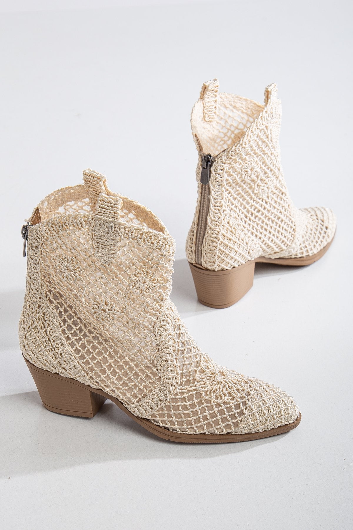 Luftige Sommer-Cowboy Boots für Damen – Häkel Ankle Boots für Hochzeit, Alltag & heiße Tage - Ms Sucra