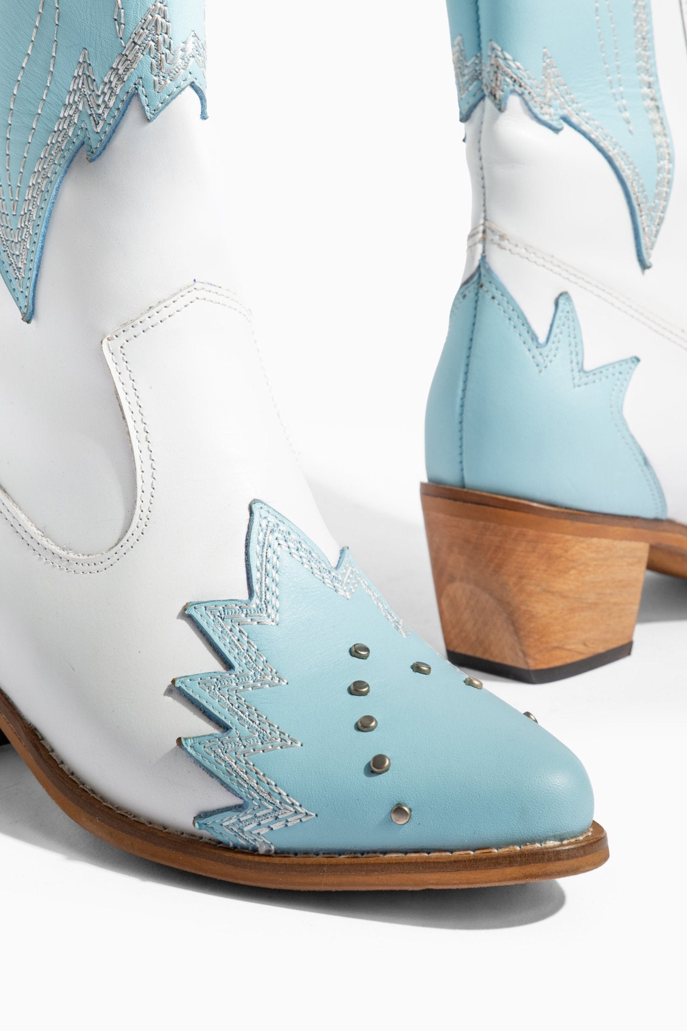 Ms Sucra Sky - Exklusive handgefertigte Damen Cowboystiefel aus hochwertigem Echtleder - Ms Sucra