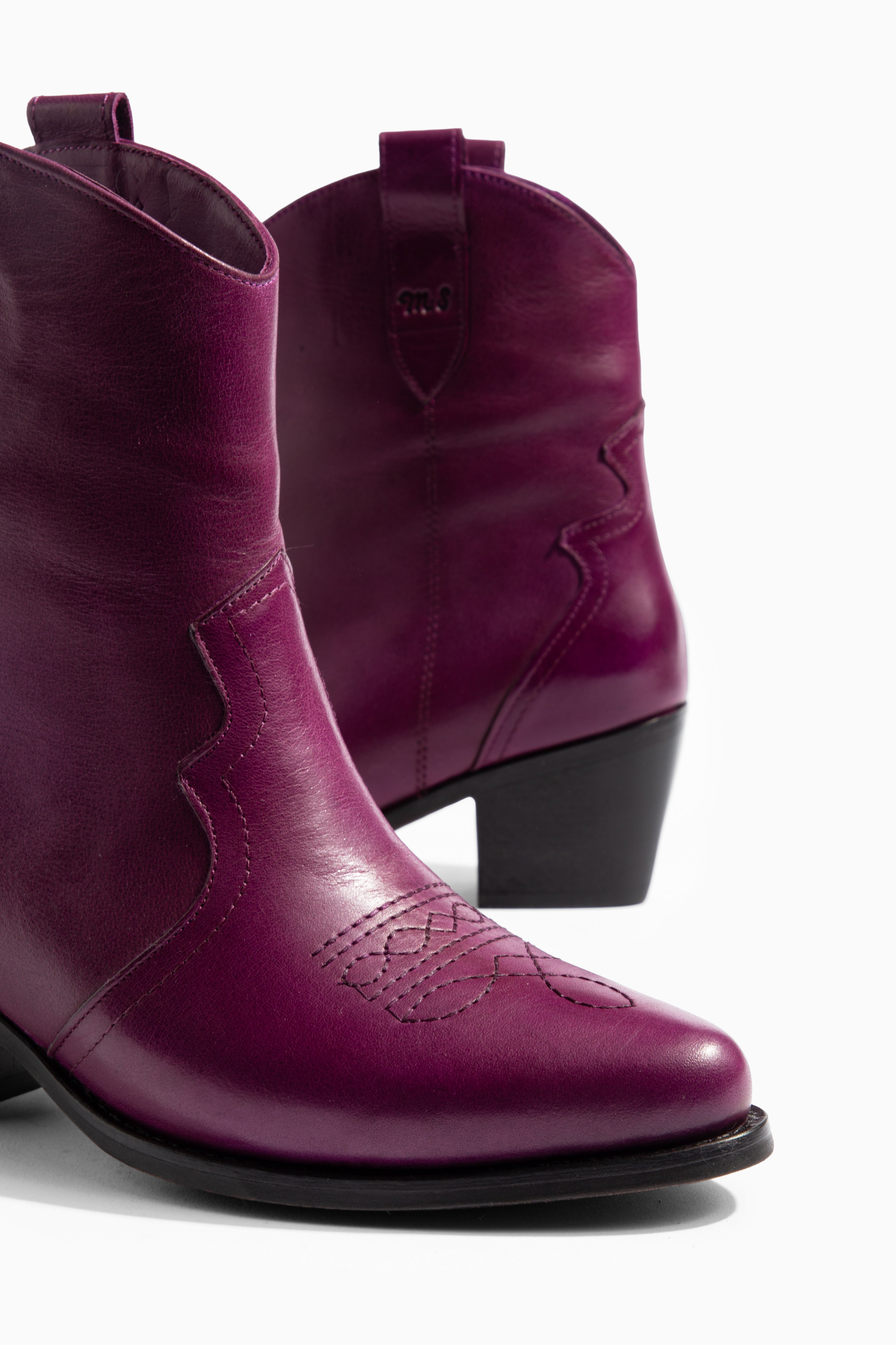 ankle boots - Ms Sucra