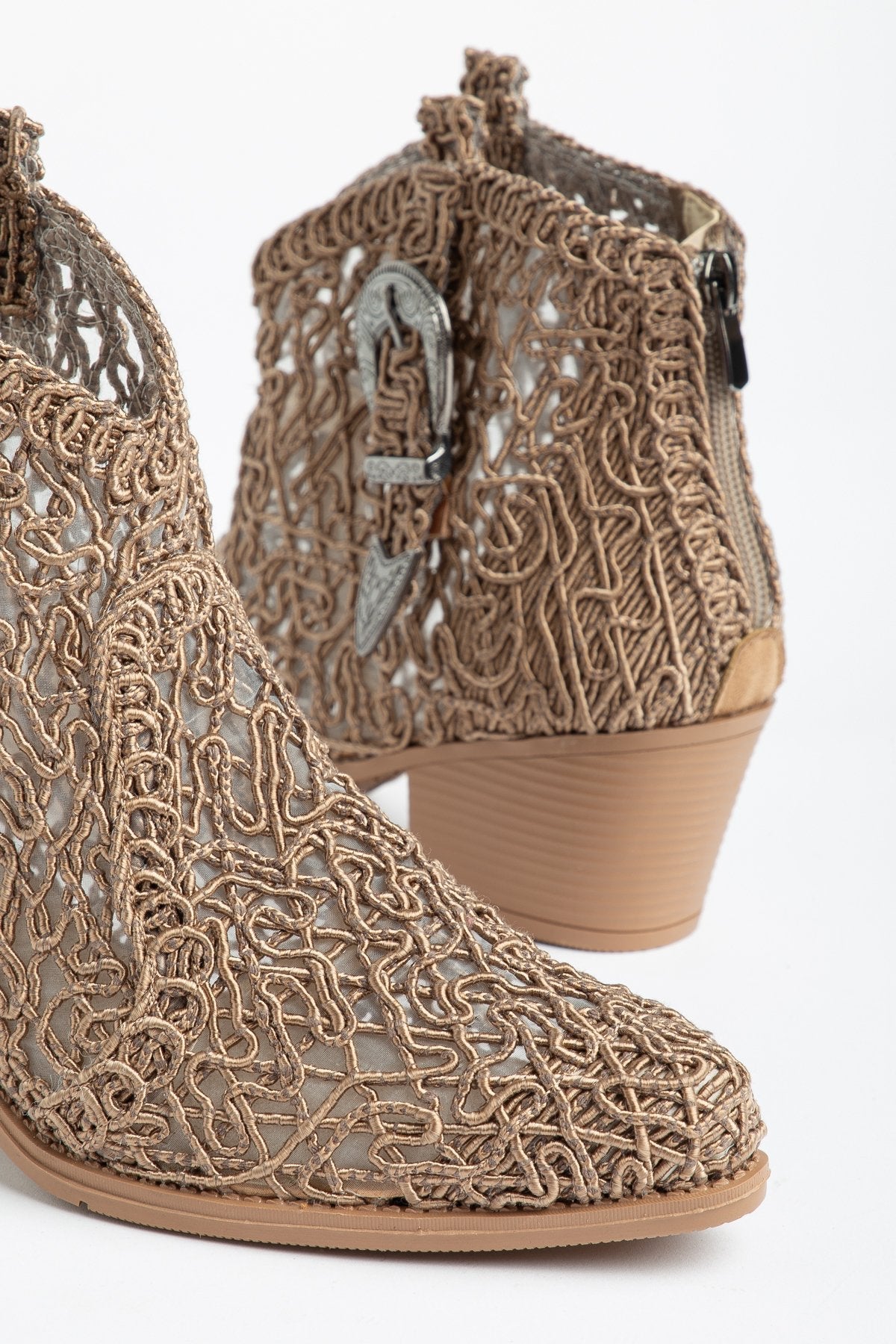 Luftige Sommer-Cowboy Boots für Damen – Häkel Ankle Boots mit Schnalle für Hochzeit, Alltag & heiße Tage - Ms Sucra