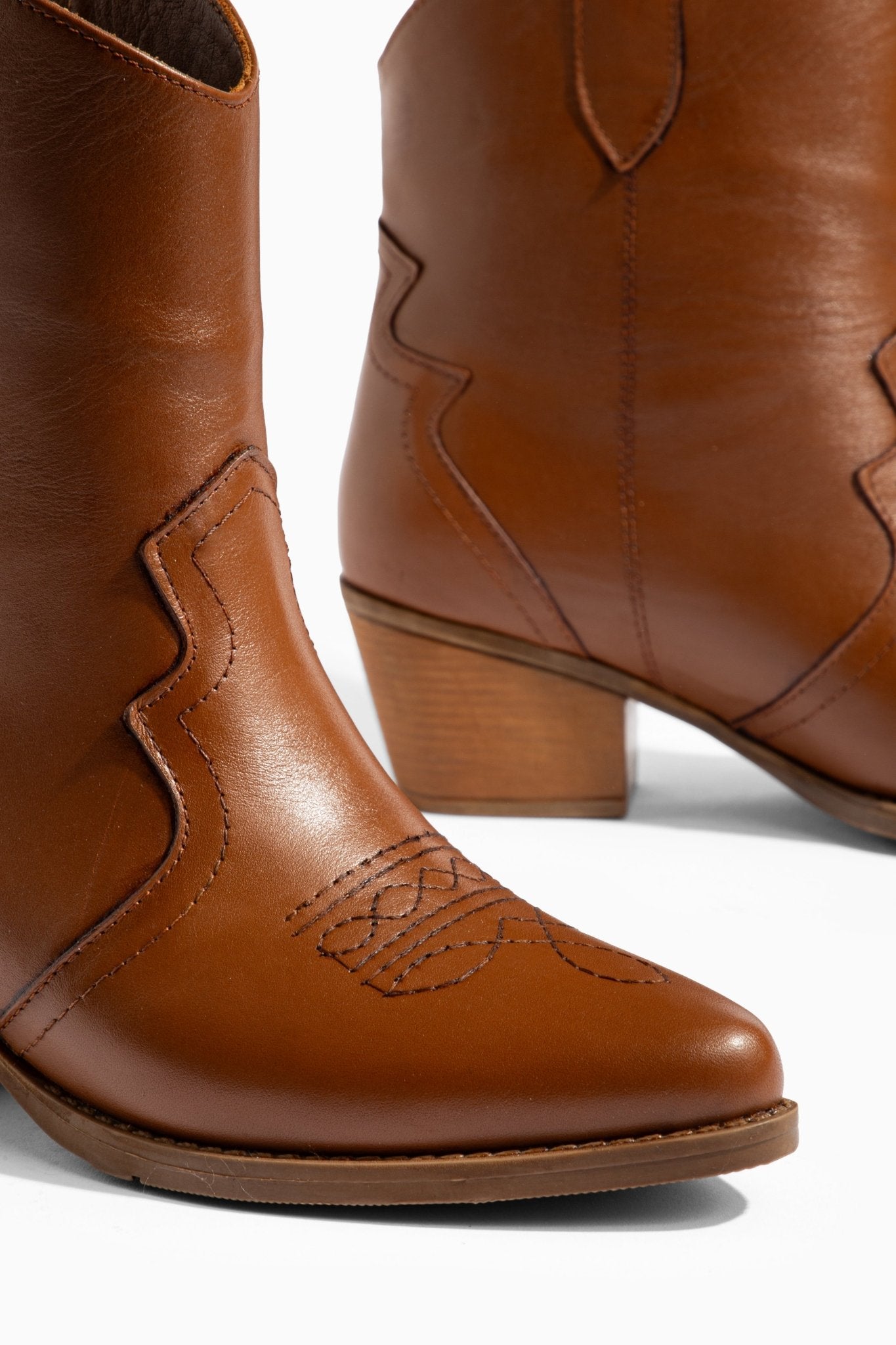 Ms Sucra Sierra – Exklusive handgefertigte Damen Cowboystiefel aus hochwertigem Echtleder - Ms Sucra